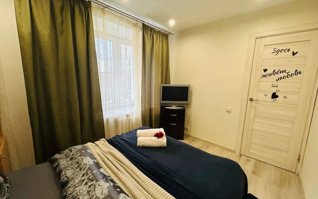 Квартира GoldApart Качалинская 9