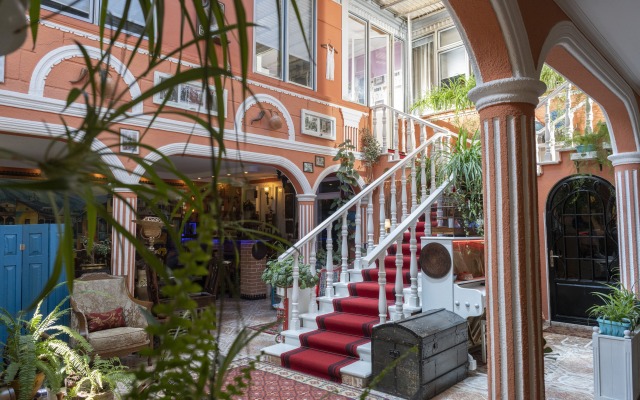 Elia Boutique Hostel & Apart-Hotel