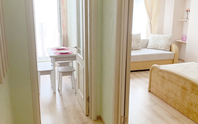 Апартаменты на Шишкова 72/3