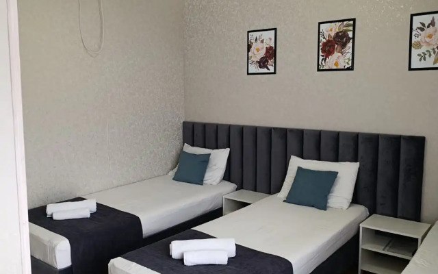 Provans-Loo Guest House