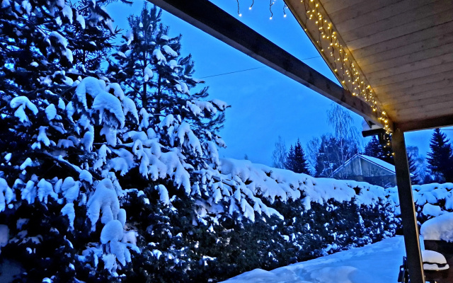 Na Lugovom 40m u reki v centre Zvenigoroda Private House