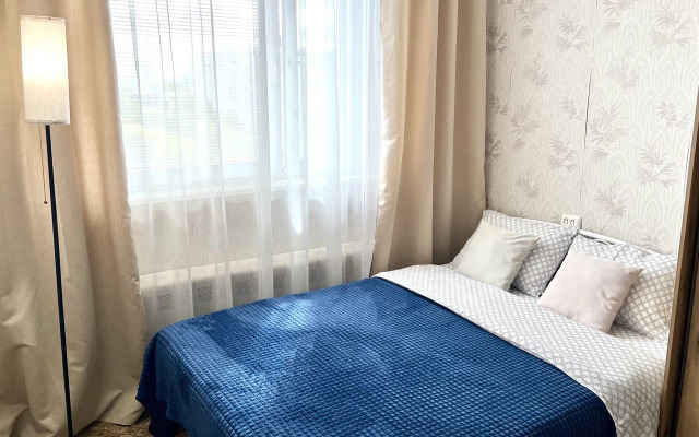 Квартира 2-х комнатная Осенний бульвар