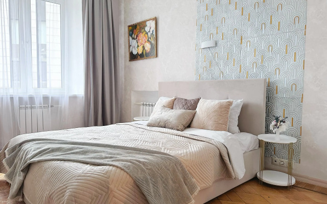 Chetyrekhkomnatnaya Natali Apart V Tsentre Moskvy Flat