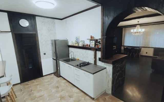 Khmelevskogo Private house