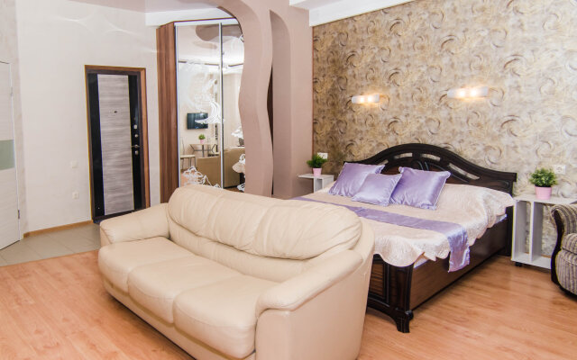 Apartment on MOPR Square