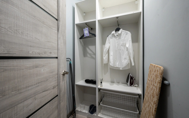 Bayres 368/2 Flat