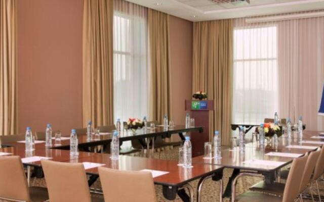 Holiday Inn Express Dubai Jumeirah an IHG Hotel