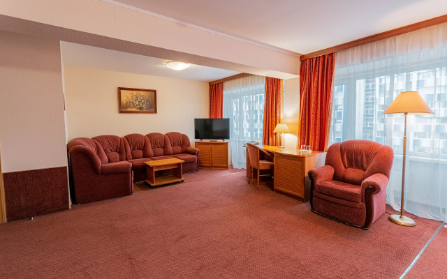 Отель Академическая