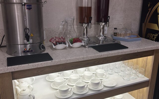 Masdar Hotel Tashkent Bed&Breakfast