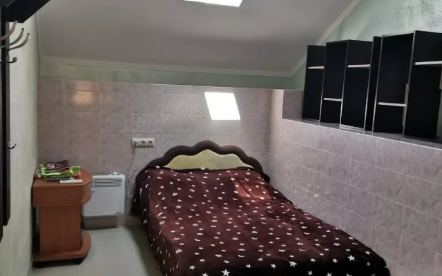 Меблированные комнаты на Театральной улице 22