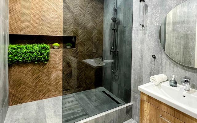 Prostorny Lyuks s Shikarnym Vidom Flat