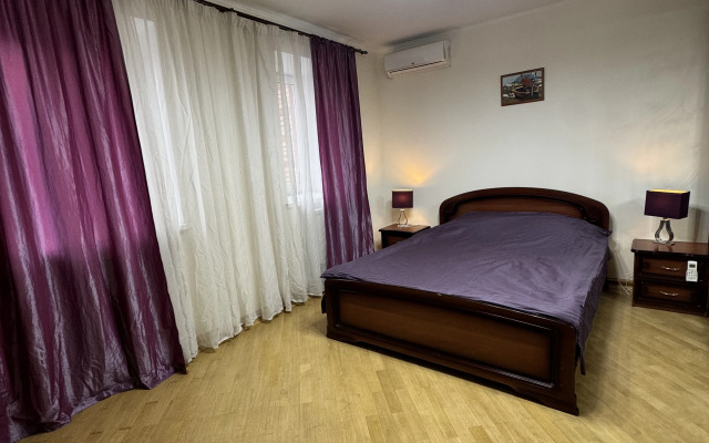 Квартира 3-х комнатная в центре города