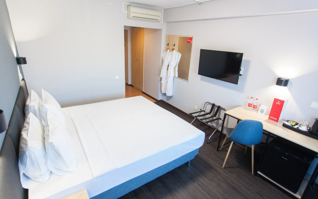 AZIMUT Novosibirsk Hotel