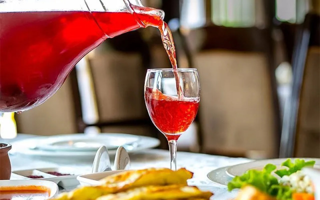 Regnum Restaurant Hotel
