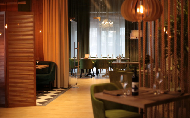 DavidRobertSons Hotel