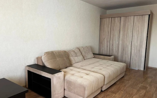 Prostornaya 3-K Na Kvartal Pervomayskom Apartment