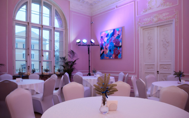 Hotel Kochubey-Sentre