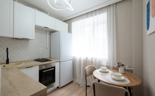 V Tsentre Ryadom Tk Korston Flat