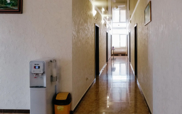Sedymoye Nebo Hotel