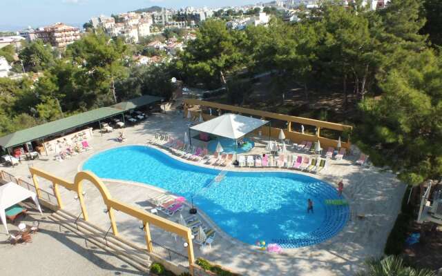 Tuntas Family Suites Kusadasi