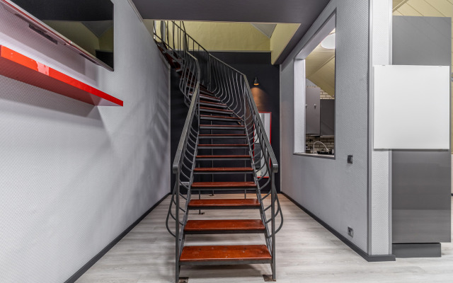 Апартаменты - Студия в Районе KMЗ