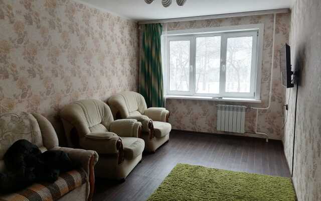 Dvukhkomnatnye Apartamenty V Tsentre Flat