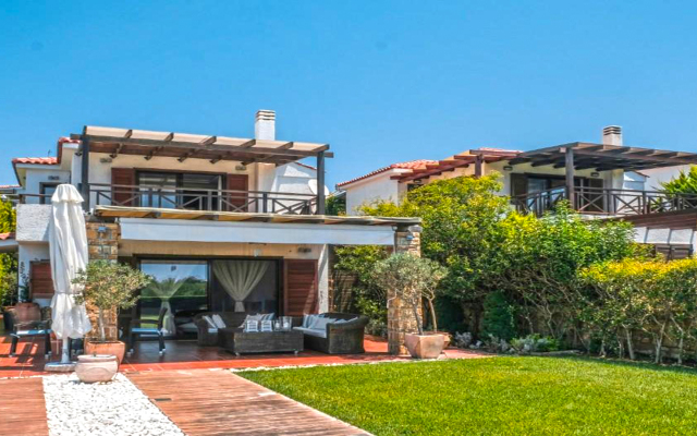 Luez Private Pool Elani Villa