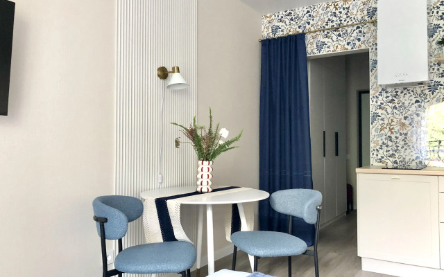 Dizaynerskaya Studiya V Zhk "letniy" Apartments