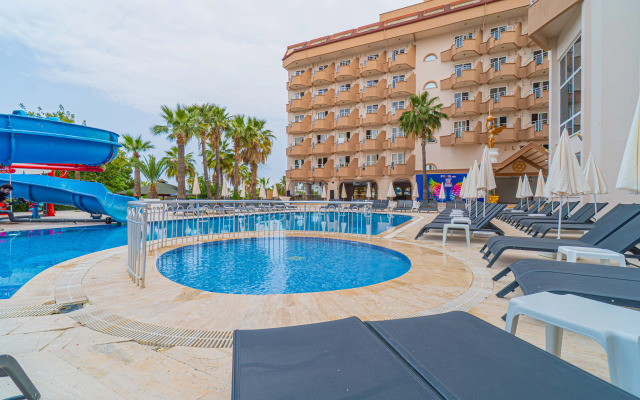 Pyxis Point Hotel - All Inclusive
