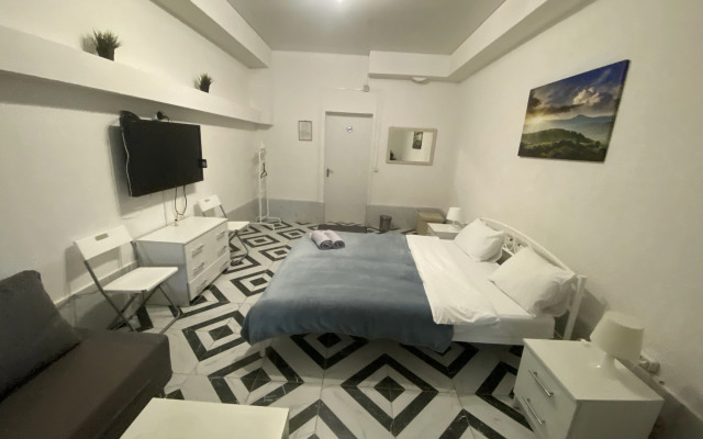 Silver Hotel