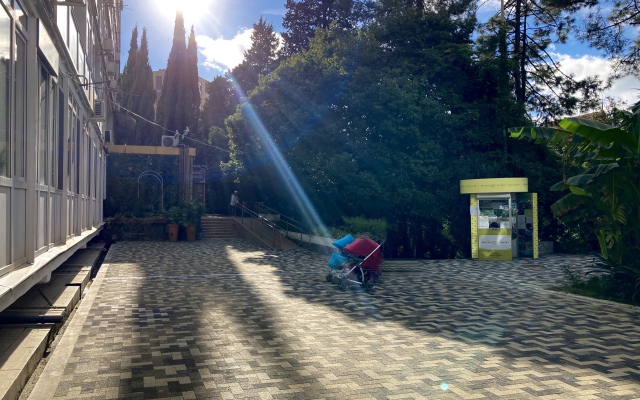 Golden Holiday Hotel