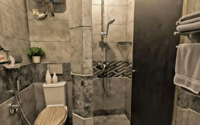 Квартира Уютная Студия Рядом с Парком Акведук