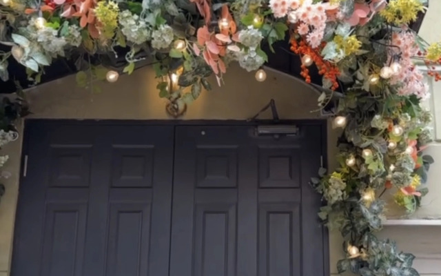 Отель 1715 Duplex Hotel