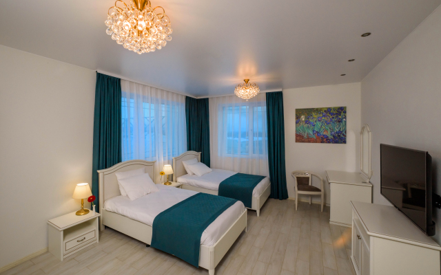 Yu Hotel