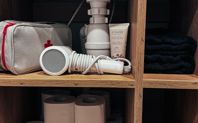 Частный дом  Belov House  с панорамным остеклением у леса