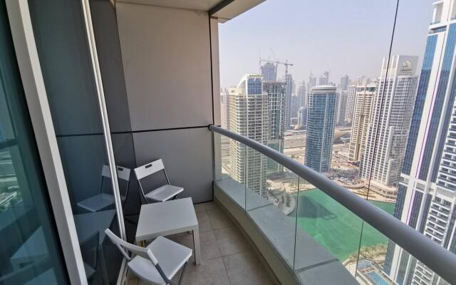 Jumeirah Lake Towers Preatoni Apartments