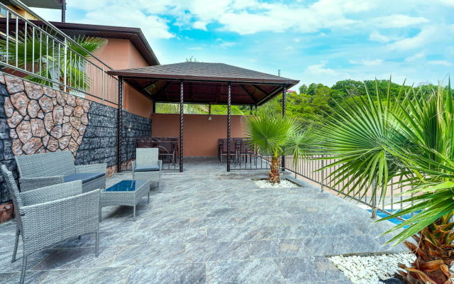 MoreLeto Guest House