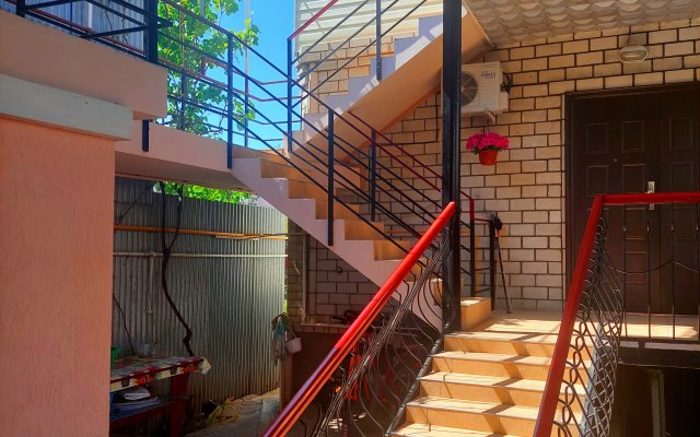 Sunnyland Guest House