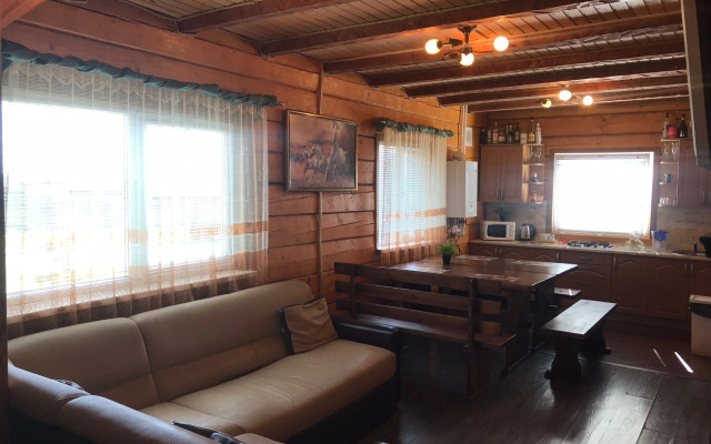 Na Podgornoy Ulitse 2A Private house