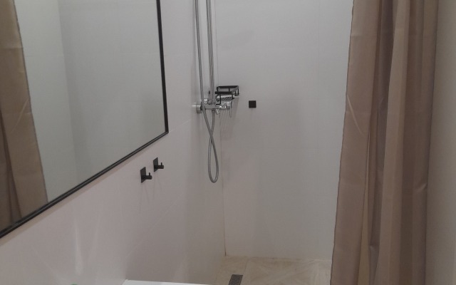 Отель Январь inn