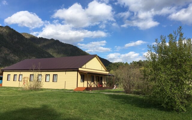 Gornyij Orlenok Children recreation camp