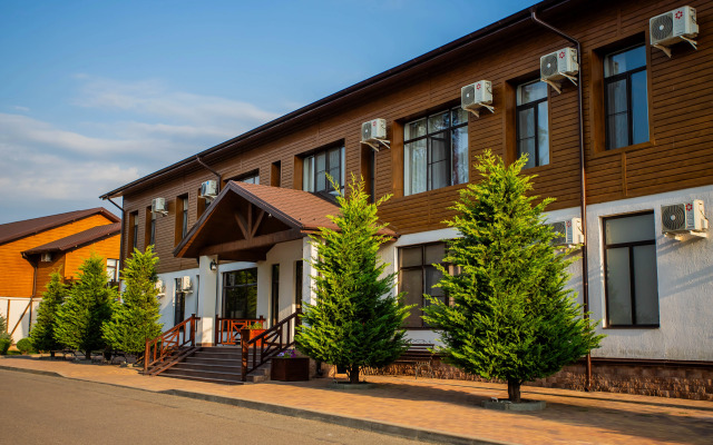 Klub Zagorodnogo Otdyha Usad'ba Familia Hotel