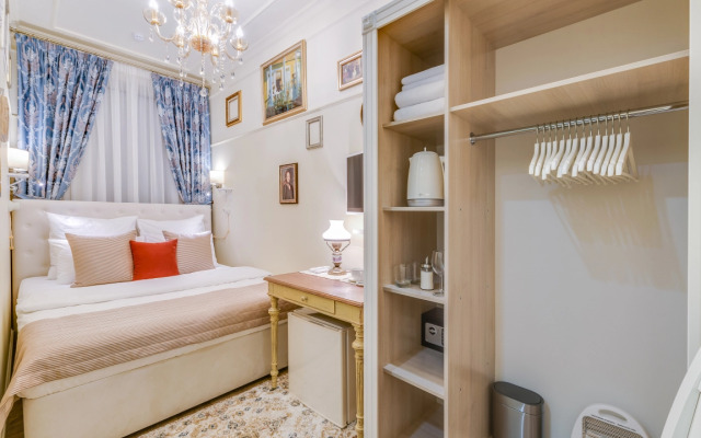 Апартаменты Sokroma Особняк Олениных 1