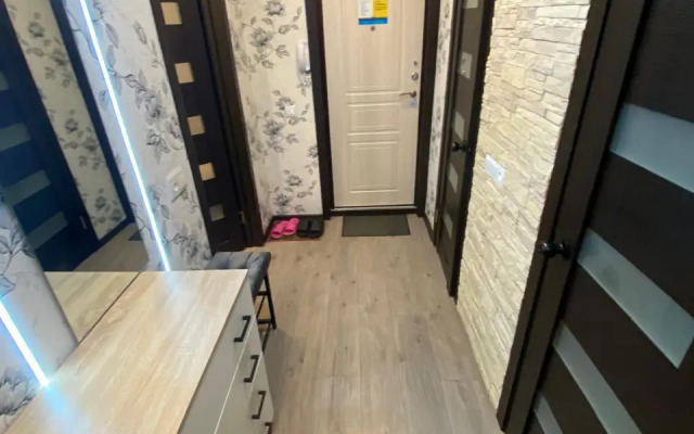 Апартаменты с 1 Комнатой с Хорошим Ремонтом (КВАРТИРА51)