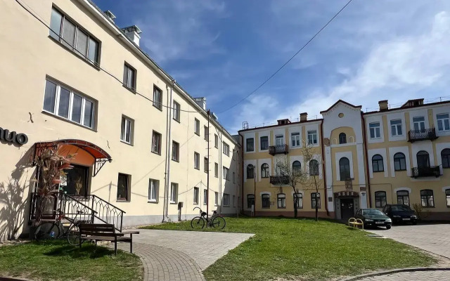 Green Studiya Ryadom S Zamkom Ot Seti Cityrent Apartments