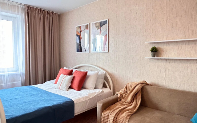 1 Komnatnaya Na Karaulnoy 82 Flat