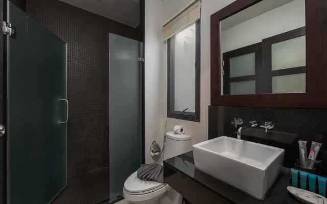 Onyx Villas By TropicLook Hotel