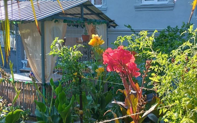 Dacha u Morya Guest House