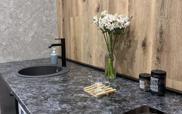 Апартаменты Двухуровневая Студия Лофт на Маяковского 17