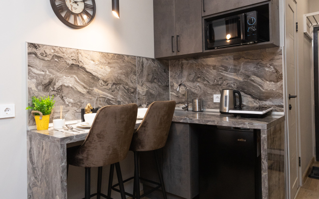 Zhk Landyshi 348/3 Apartments